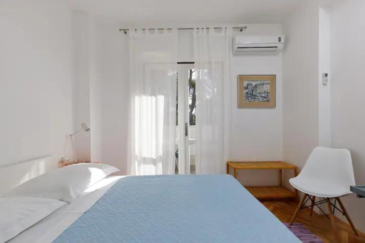 Apartment & Rooms Nugal マカルスカ 部屋 写真